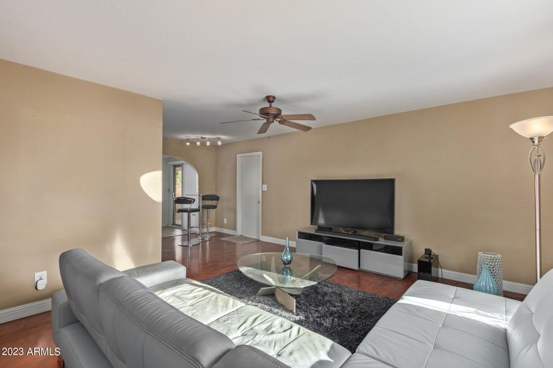 4246 E Yowy St, Phoenix, AZ 85044