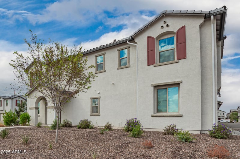 4247 58th Ln, Phoenix, AZ 85043
