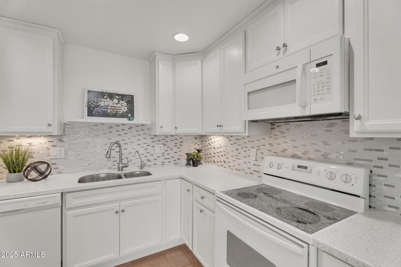425 Parkcrest -- #316, Mesa, AZ 85206