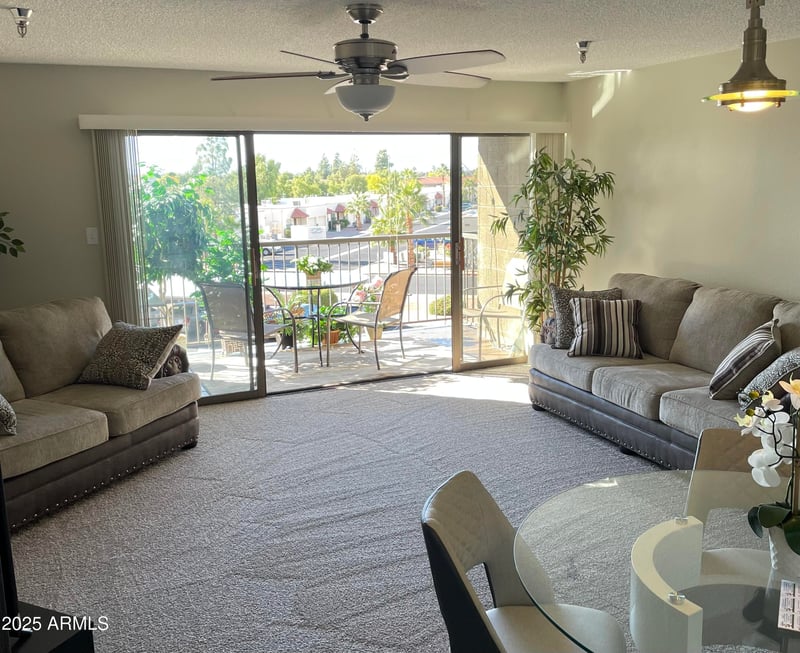 425 Parkcrest -- #322, Mesa, AZ 85206