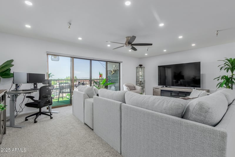 425 Parkcrest Dr #334, Mesa, AZ 85206