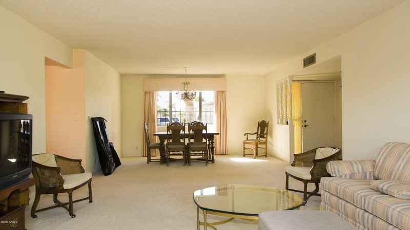 425 S Roanoke Ave, Mesa, AZ 85206