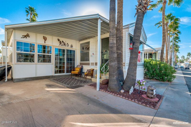 425 S Seneca Dr #72, Apache Junction, AZ 85119