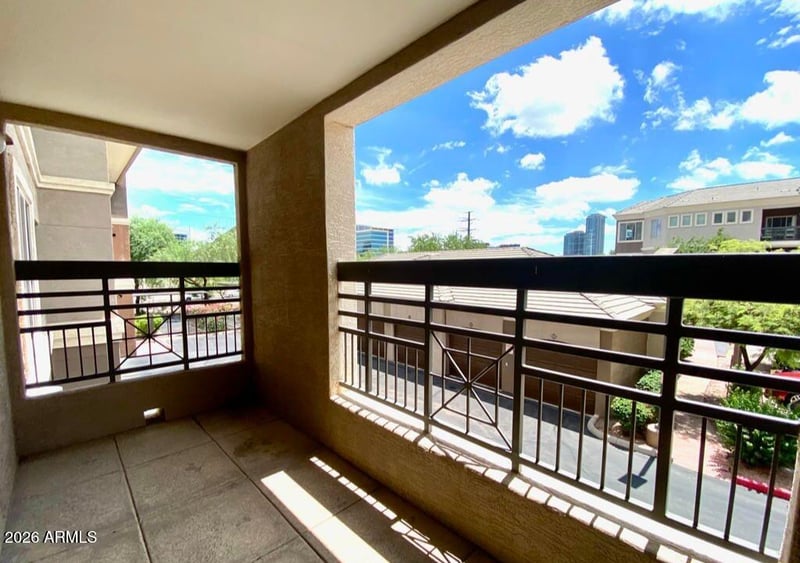 425 Rio Salado Pw #112, Tempe, AZ 85281