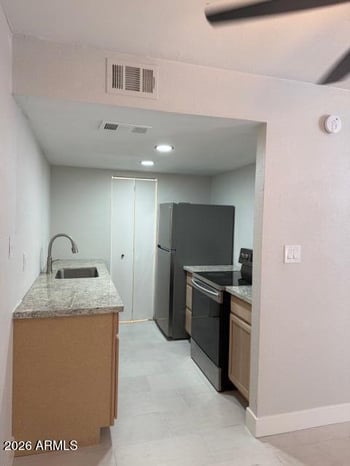 4250 68th Ave, Phoenix, AZ 85033