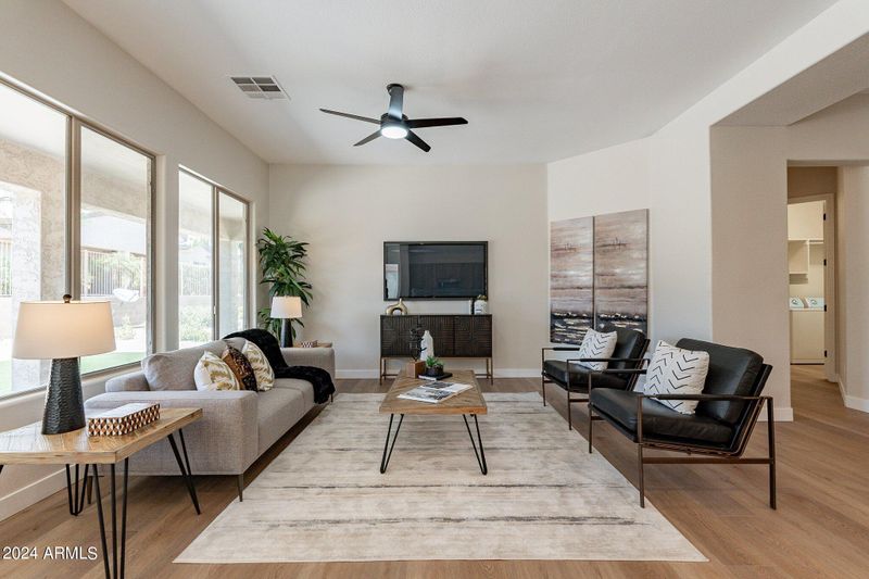 4250 E Blue Spruce Ln, Gilbert, AZ 85297