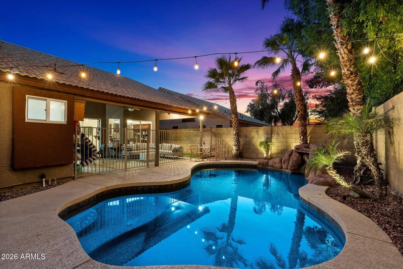 4252 Camino Vivaz --, Glendale, AZ 85310