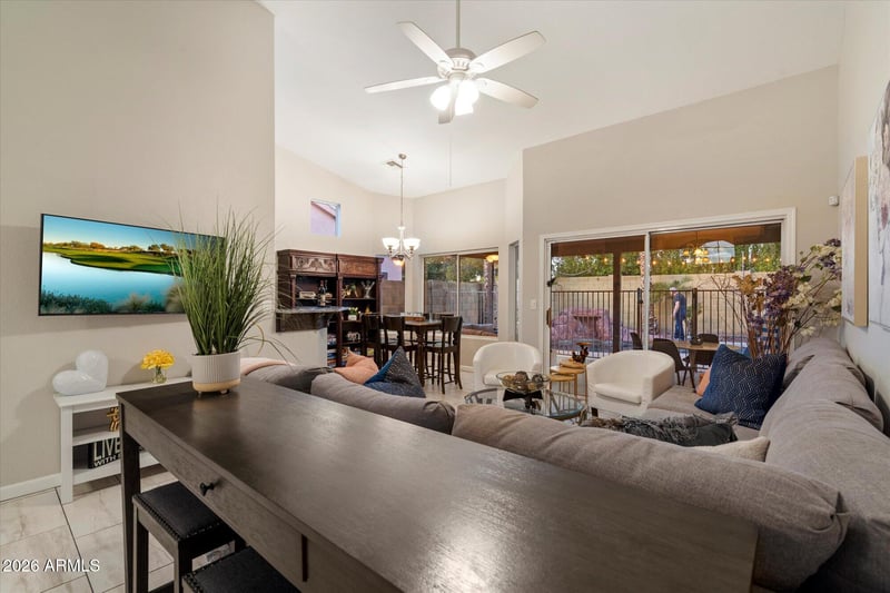 4252 Camino Vivaz --, Glendale, AZ 85310