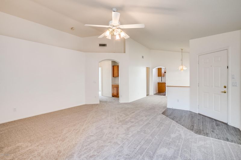 4253 E Creosote Dr, Cave Creek, AZ 85331