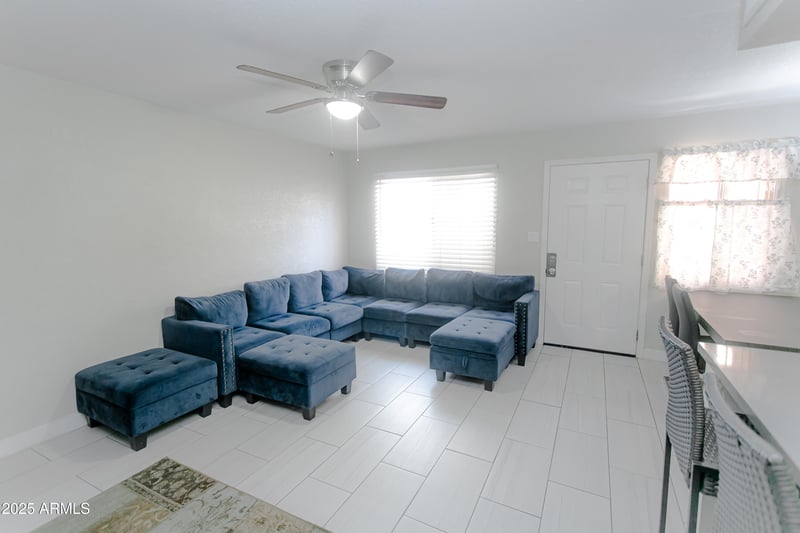 4255 68th Dr, Phoenix, AZ 85033