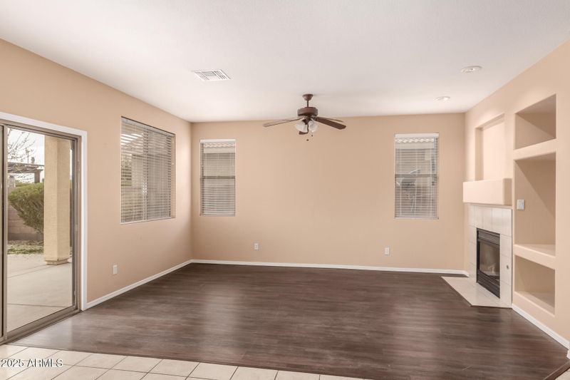 4255 E Cloudburst Ct, Gilbert, AZ 85297