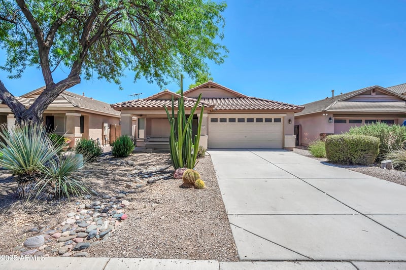 4255 Rock Dr, San Tan Valley, AZ 85143