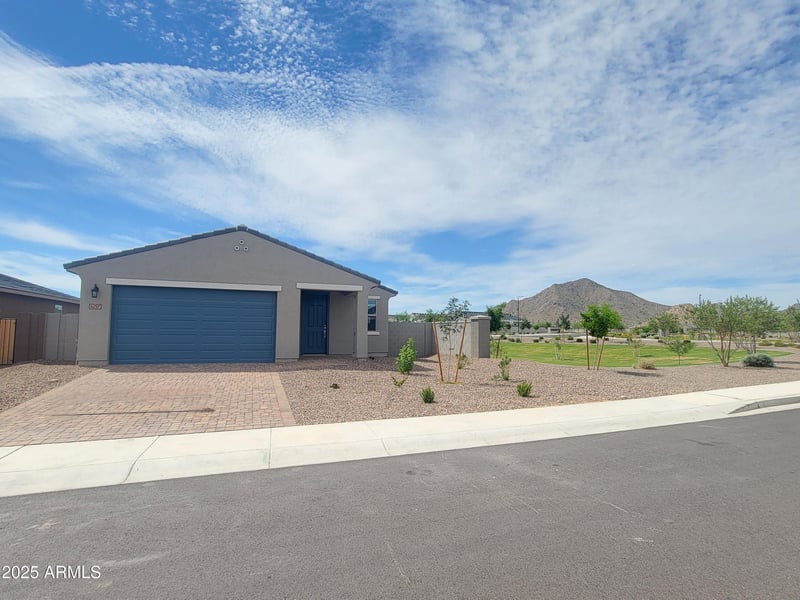 4257 Lisa Ln, San Tan Valley, AZ 85144