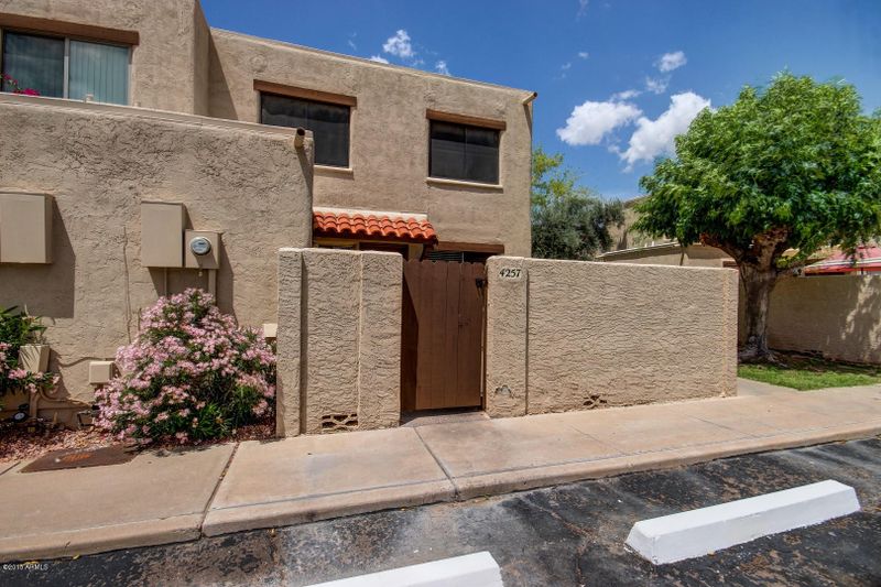 4257 N 81st St, Scottsdale, AZ 85251