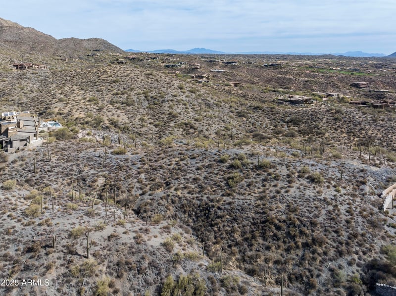 42597 Chiricahua Ps #320, Scottsdale, AZ 85262