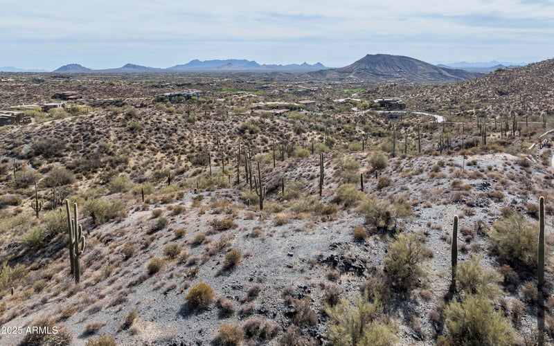 42597 Chiricahua Ps #320, Scottsdale, AZ 85262