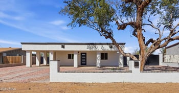 426 105th St, Mesa, AZ 85207