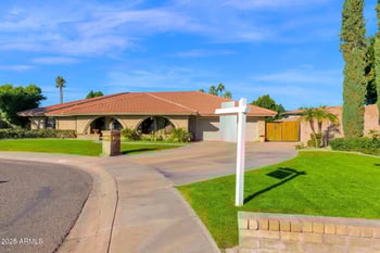 426 Carol Ann Way, Phoenix, AZ 85022