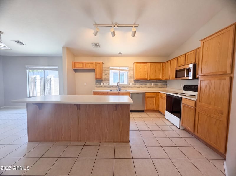 426 E Payton St, San Tan Valley, AZ 85140