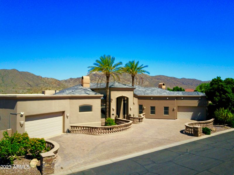 426 E Windmere Dr, Phoenix, AZ 85048
