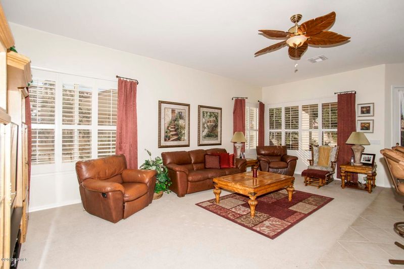 4260 E Cassia Ln, Gilbert, AZ 85298