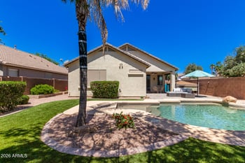 4261 Crown Ct, Gilbert, AZ 85298