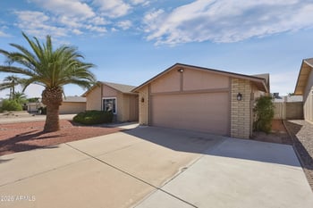 4261 E Yawepe St, Phoenix, AZ 85044
