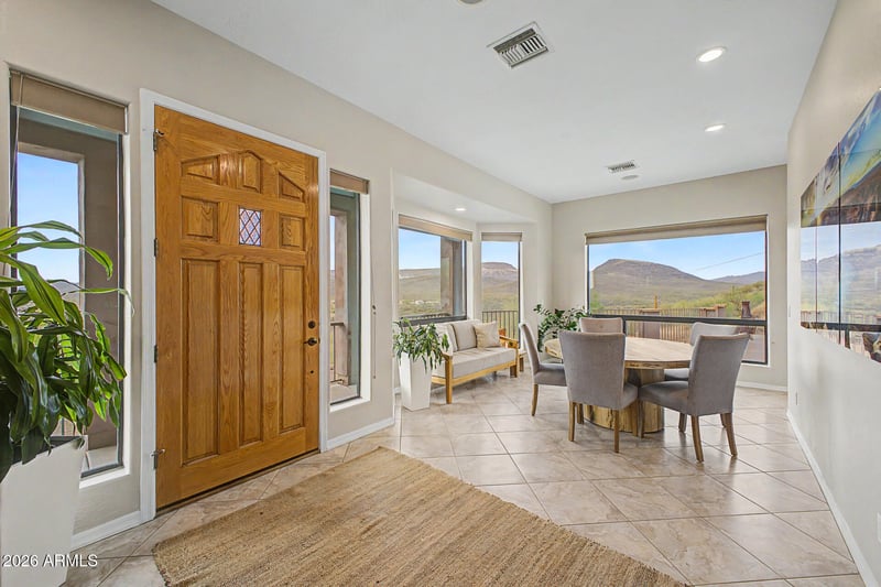 42610 22nd St, New River, AZ 85087