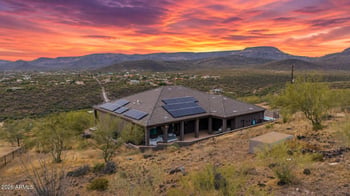 42610 22nd St, New River, AZ 85087