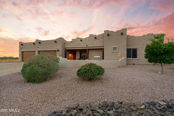 42618 3rd Ave, New River, AZ 85087