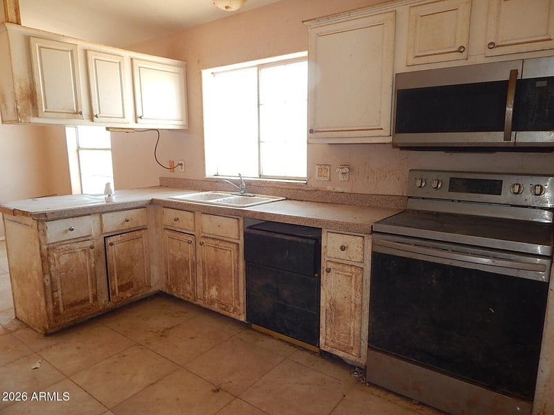 42632 Colter St, Tonopah, AZ 85354