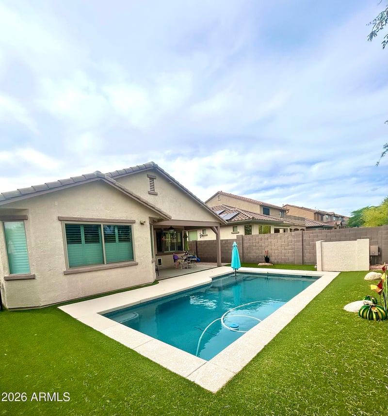 42635 N 43 Dr, New River, AZ 85087