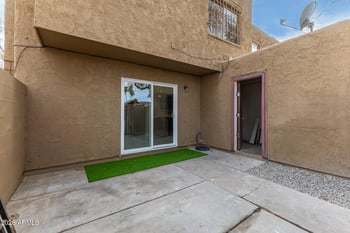 4267 68th Ln, Phoenix, AZ 85033