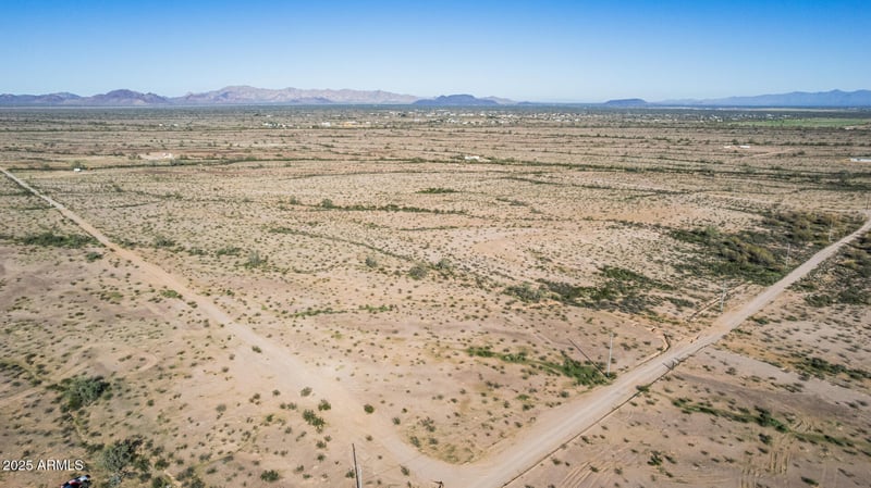 427 Camelback Rd #24, Tonopah, AZ 85354