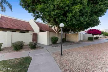 427 Ironwood Dr, Phoenix, AZ 85020