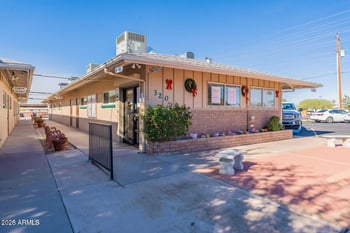 427 55th Pl, Mesa, AZ 85205