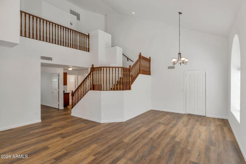 427 Palomino Dr, Tempe, AZ 85284