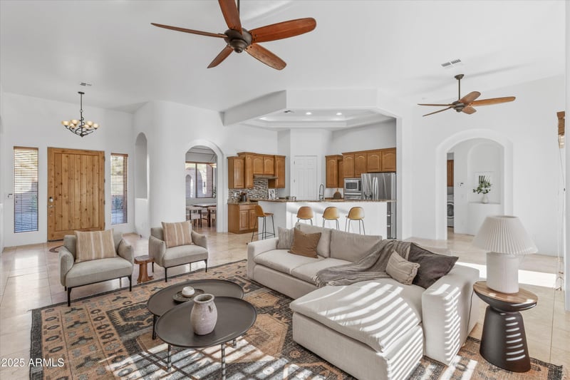 42706 18th Way, New River, AZ 85087