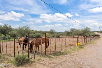 42710 Highway 60 --, Morristown, AZ 85342