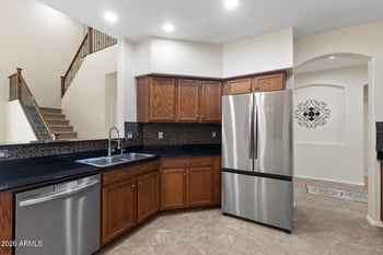 42723 43rd Dr, New River, AZ 85087