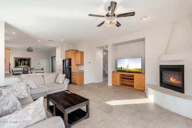 42727 Courage Trl, Anthem, AZ 85086