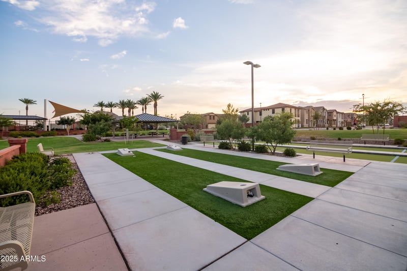 4273 John St, Gilbert, AZ 85295