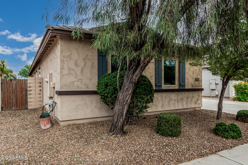 4273 Red Rock St, Gilbert, AZ 85297