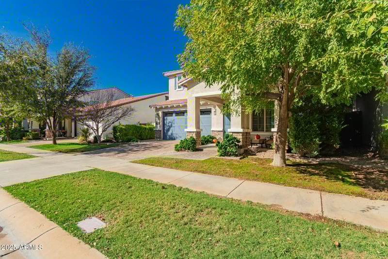 4278 Mesquite St, Gilbert, AZ 85296