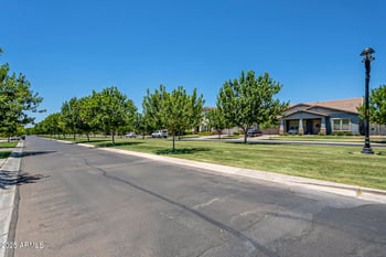 4278 Mesquite St, Gilbert, AZ 85296