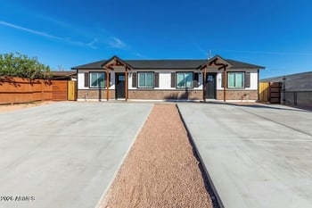 428 S 97th Pl, Mesa, AZ 85208