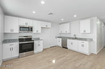428 S 97th Pl, Mesa, AZ 85208