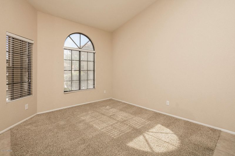 428 S Port Dr, Gilbert, AZ 85233