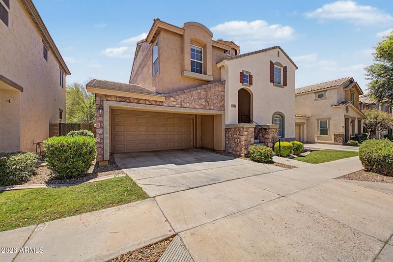 4281 Carla Vista Dr, Gilbert, AZ 85295