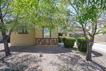 42812 45th Dr, New River, AZ 85087